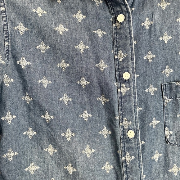 Patterned collared jean shirt - Picture 3 of 3